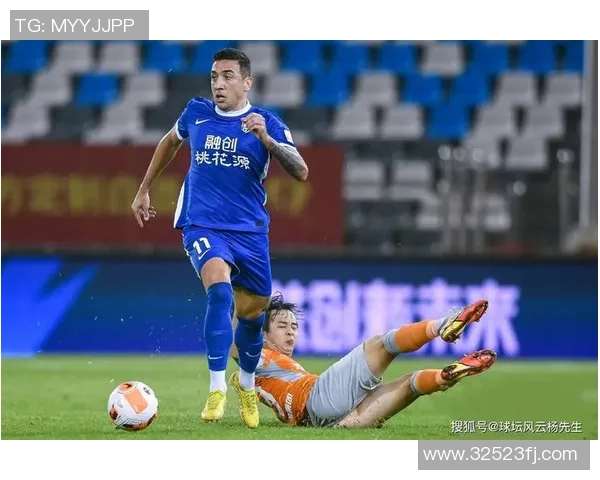 重庆足球队以76分领跑奥运会积分榜展现强劲实力